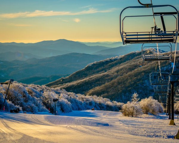 99.7 The Fox Charlotte's Classic Rock