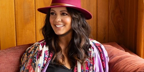 Win tickets to Sara Evans | 96.1 KXY - Vimarsana News
